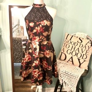 Francesca’s Floral Dress. BNWT! Size Large